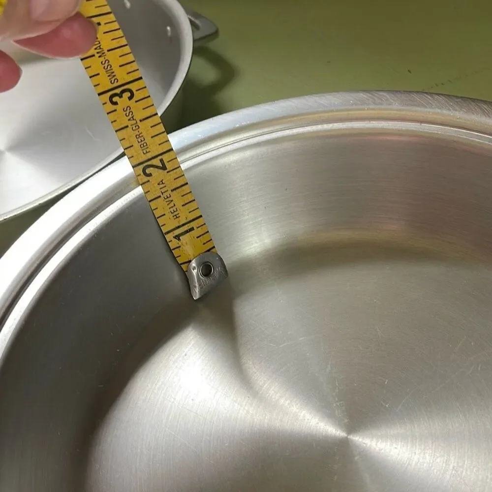 1940 Kensington aluminum Casserole Lurelle design dish & lid.